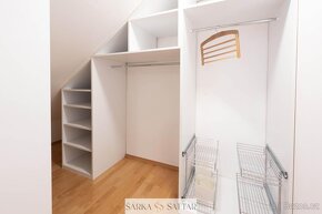 Pronájem prostorného, světlého 3+kk 97m2, terasa 10m2, garáž - 19