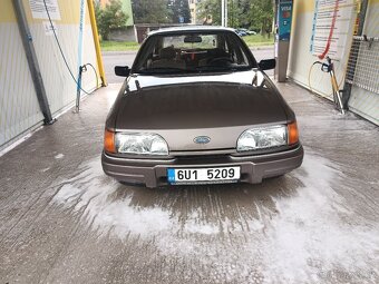 Ford Sierra - 19