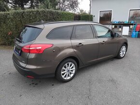 ford focus 2018/5  1.0 benzin 92 kw  1. majitel titanium - 19