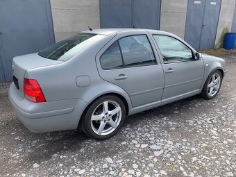 Volkswagen Bora 1.9 TDI r.v.2006 automat - 19