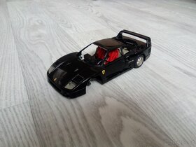 autíčka - modely Ferrari - 19