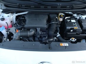 Hyundai i10 1.2i 61kW BOHATÁ VÝBAVA SMART DPH - 19