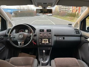 Volkswagen Touran 2.0 tdi 2016 - 19