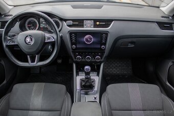 Škoda Octavia Combi 2.0 TDI Style 4x4, nezávislé kúrenie - 19