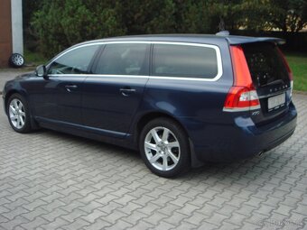 Volvo V70 D4 133kw manual nové v ČR 153tkm facelift - 19