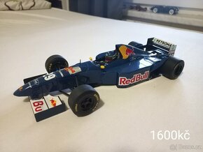 Modely F1 1:18 - 19