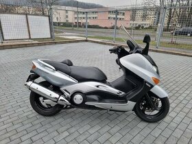 Yamaha T-Max 500