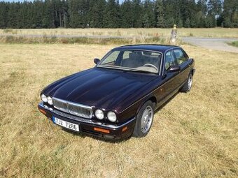 Jaguar XJ 6 x300 Morocco Red 3,2 šestiválec