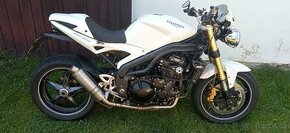 Triumph Speed Triple 1050, r.v. 2006