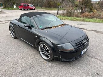 AUDI TT 1,8 TURBO ROADSTER - 2002 - 110 kW - čtěte celé