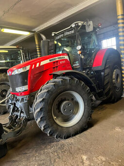 Traktor Massey Ferguson, typ  MF 8737 DYNA-VT EFFICIENT