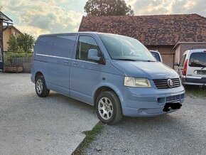 Volkswagen Transporter T5 - 1