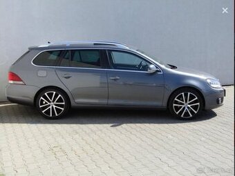 VW Golf Variant VI. 2.0 tdi 103 kw, DSG PANO, NAVI, Alcantra