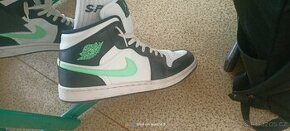 Jordan 1  white,green glow, black