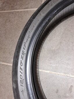 Pneu Pirelli Diablo Rosso IV Corsa 120/70 R17