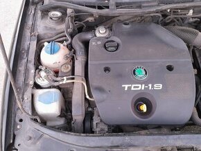 Škoda Octavia combi 1.9tdi 66kw Motor a jiné ND