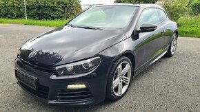 VOLKSWAGEN SCIROCCO R - 2,0TSi 195kW manuál.