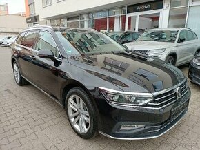 VW Passat B8 2.0TDI 140kW 4x4 DSG Matrix LED Panorama Kamera