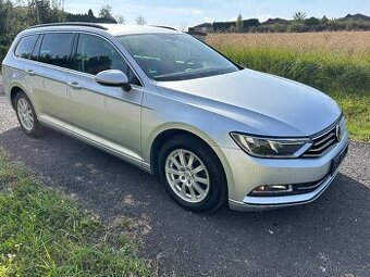 VW Passat B8 2,0TDi 110kW/150PS,COMFORTLINE,r.v. 2016, bez A - 1