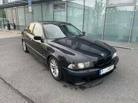 Bmw e39 535i V8 - 1