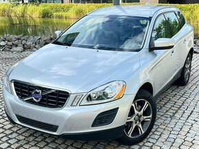 Volvo XC60 2.4D 4x4 120KW MANUÁL KŮŽE SENZORY SERVISKA