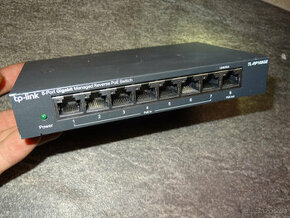 reversni PoE Switch TP-Link TL-RP108GE 8x 1Gb LAN management - 1