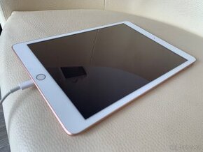 iPad (7. generace) 32 GB - 1