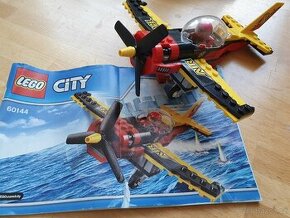 Prodám: Lego city - 60144 - Závodní letadlo (kompletní)