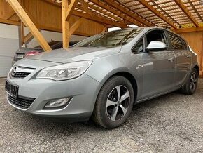 Opel Astra 2,0CDTi - 1