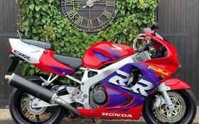 Koupím Honda CBR 900 RR