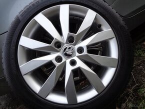 Škoda Octavia Superb, Yeti 17 alu 5x112 zimní jak nová