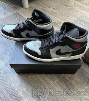 Air Jordan 1 mid vel. 11