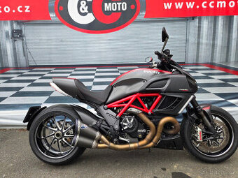 DUCATI DIAVEL CARBON