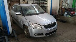 Škoda Fabia II 1.2 12v 51kw CGP pouze 39tkm náhradní díly