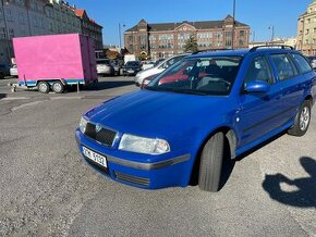 Škoda Octavia combi 2,0i 85kW Elegance benzín