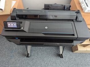 Plotr HP Designjet T520 24"