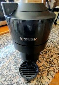 Kávovar Nespresso Krups - černý