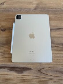 Prodám iPad Pro 11" 128GB M2 (Stříbrný, 2022) s Apple Pencil