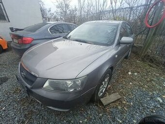 Hyundai Sonata 2.0d poškozený motor