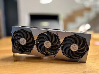 NVidia GeForce MSI RTX 3090 SUPRIM X