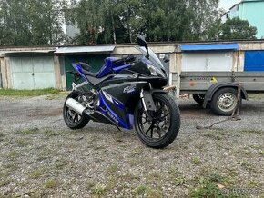 Yamaha yzf r125