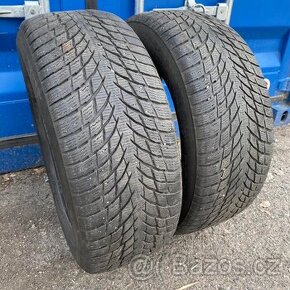 Zimní pneu 235/55 R17 103V XL Nokian 5,5-6mm