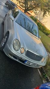 Mercedes Benz E220 W211 CDI 2002 - 1