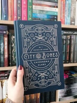 Cassandra Clare - City of Bones, collector's edition