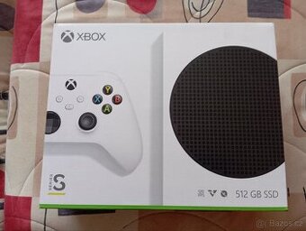 Xbox SERIES S 512 GB + 5 her. Záruka do 02/2017