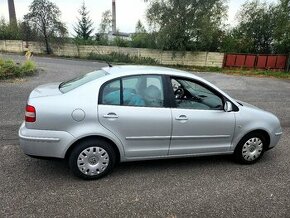 Volkswagen Polo 1.4 .74 KW