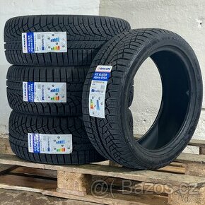 NOVÉ Zimní pneu 225/45 R18 95V Sailun