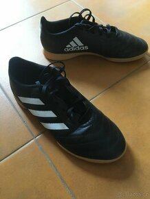 Sálové boty na fotbal Adidas velikost 38 2/3