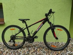 Značkové kolo SPECIALIZED 24" (černá/červená) 13"