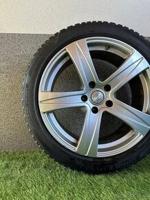 Alu kola 5x114.3 R18 s pneu (skal)